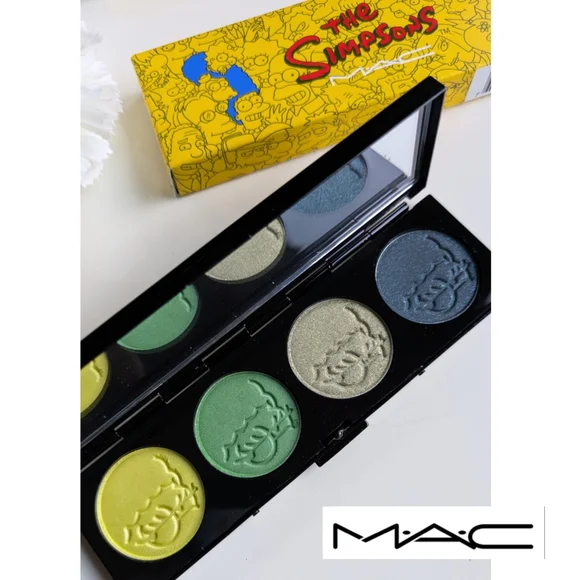Limited Edition MAC The Simpsons That Trillion Doll Eyeshadow Palette- NIB NEW
